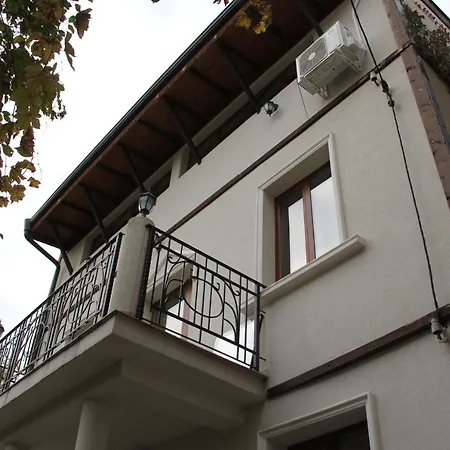 Vendégház The White House