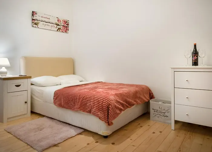 The White House 招待所