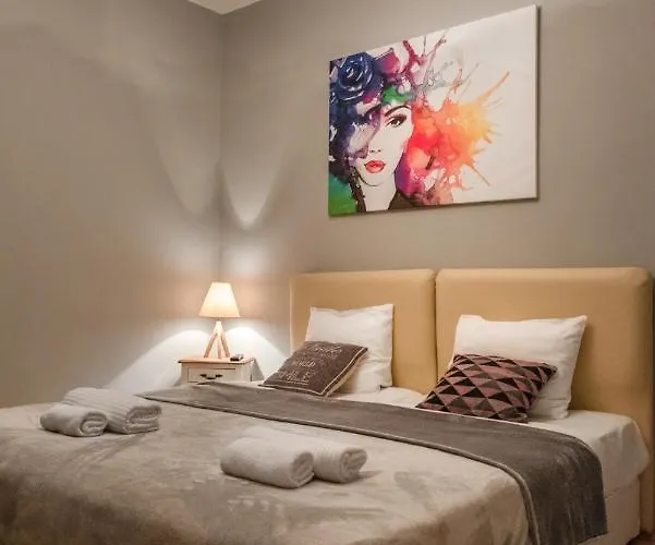 招待所 The White House *