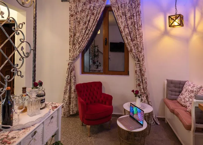 The White House Pensión