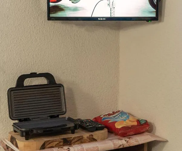 The White House Pensión *